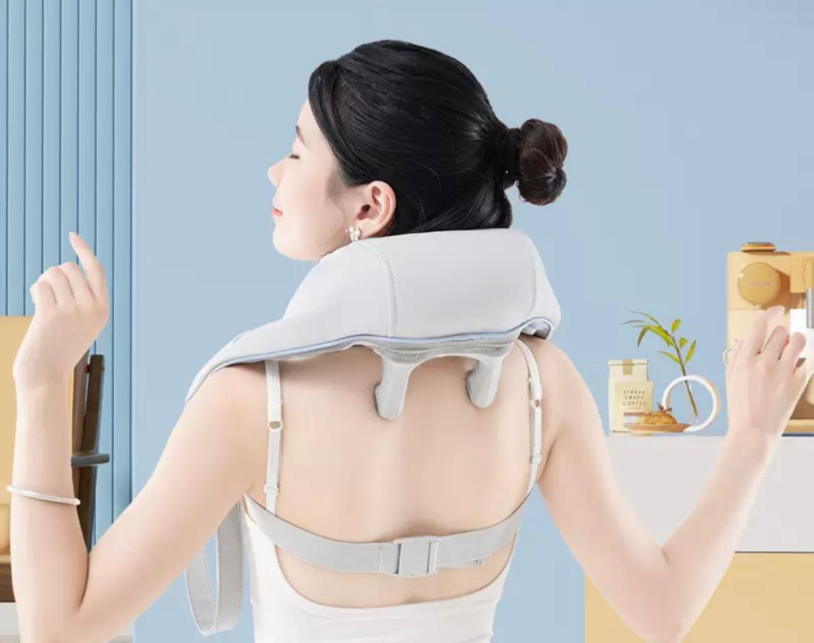 Gray helmet for bikers